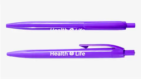 Długopis plastikowy w jednolitym kolorze i logo
