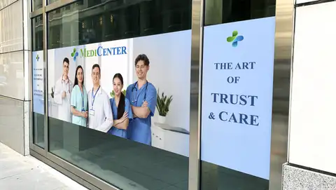 Folie monomeryczne – reklama w świetnej cenie