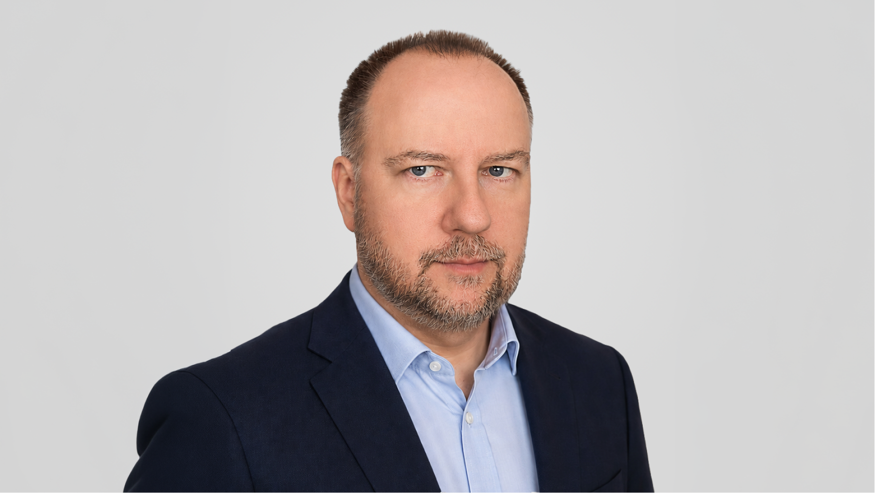Grzegorz Piątek - Menedżer ds. system&oacute;w graficznych