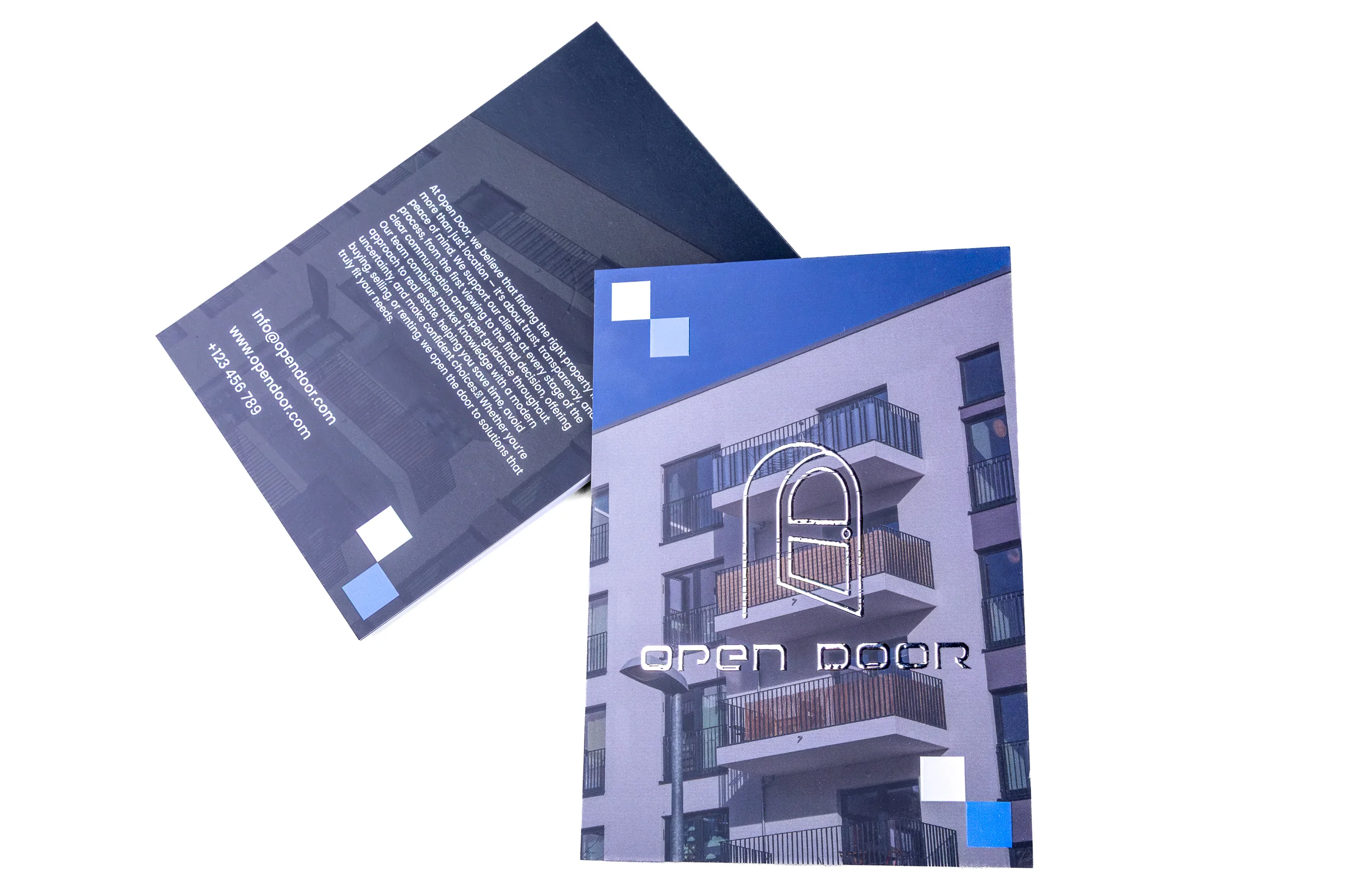 Ulotki cięte Premium - lakier wybiórczy UV 3D + srebrzenie