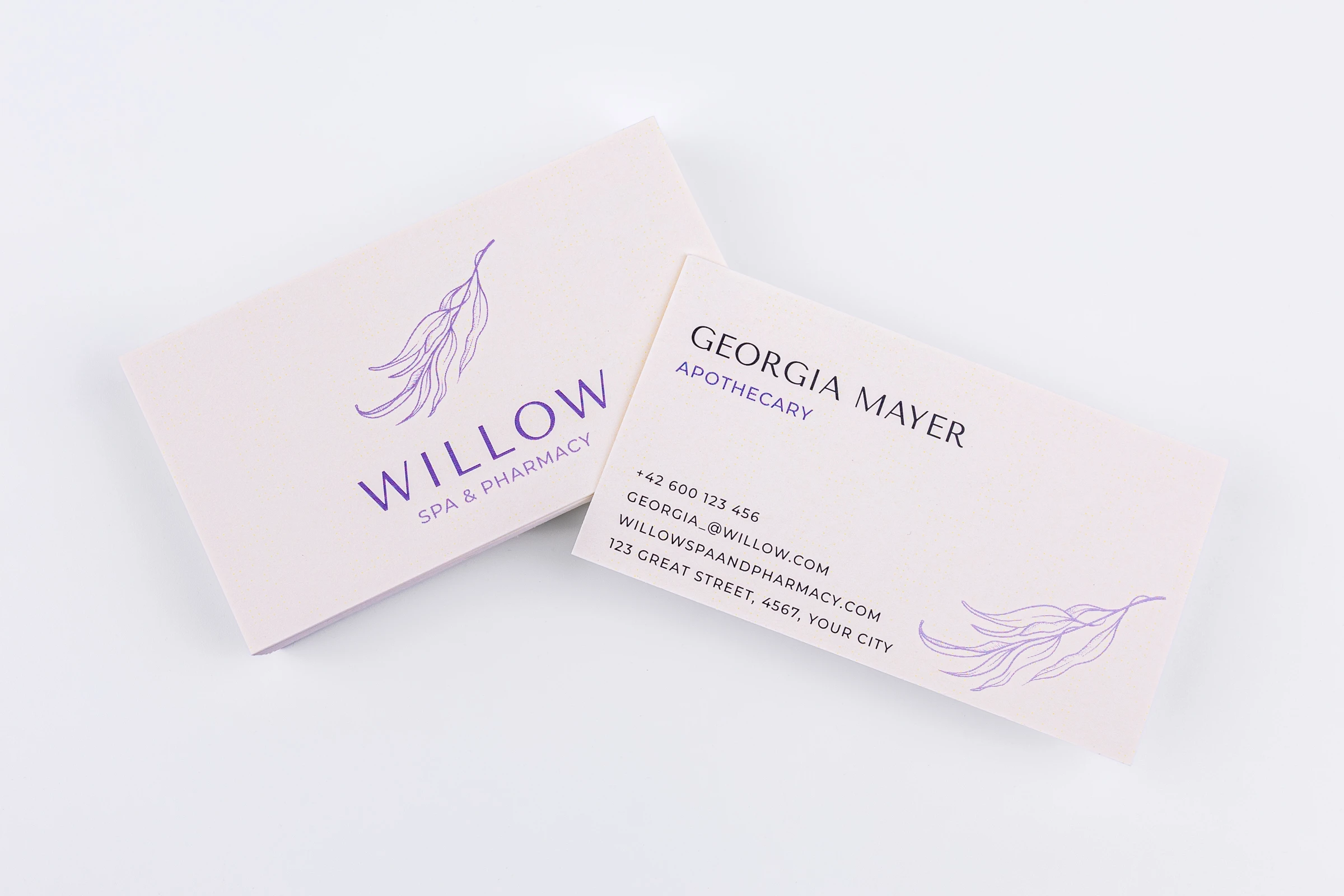 Wizytówki na papierze ozdobnym